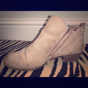 Arizona Jean Co. Booties